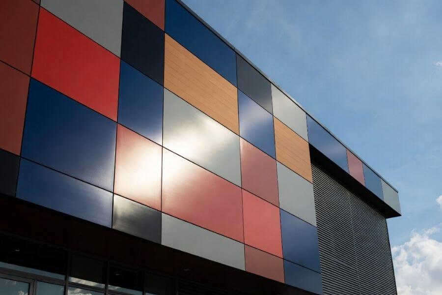PVDF ACP panels with custom colors on modern facade design 