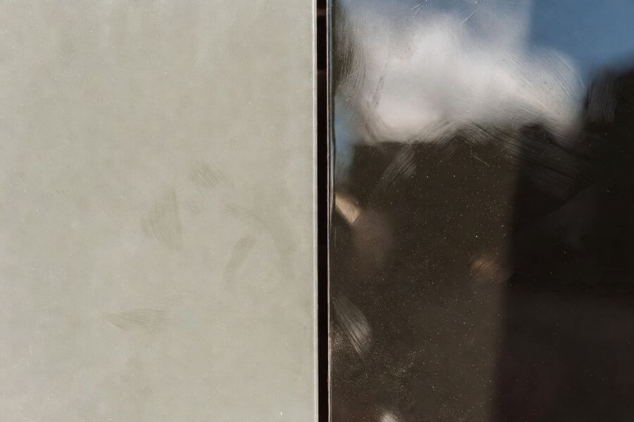 matte vs gloss ACP maintenance difference fingerprints and surface visibility